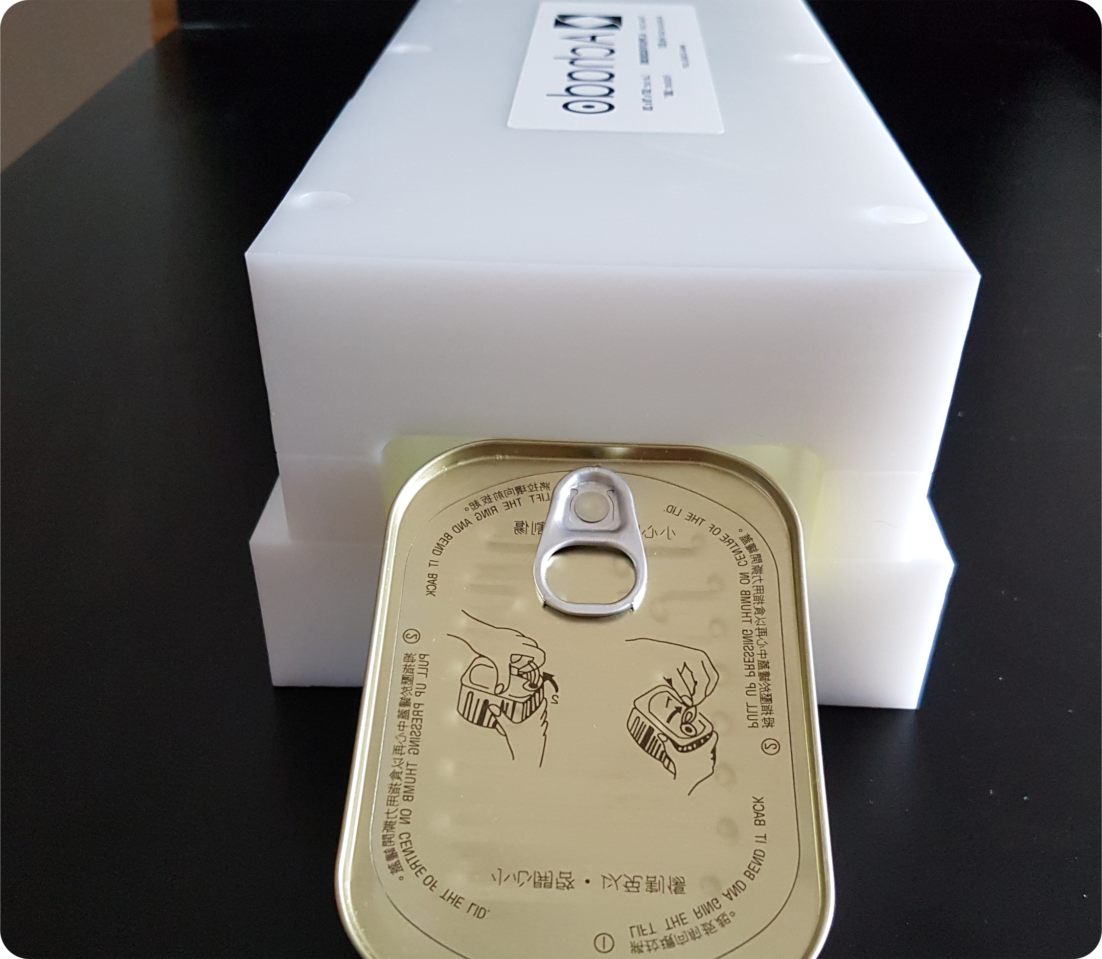 Achado fish tin twist invertor